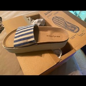 Womens platform slide sandals